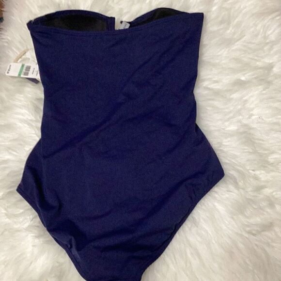 New. Tommy Bahama navy v-neck one piece. Size 8. Retails $139 - Picture 11 of 12